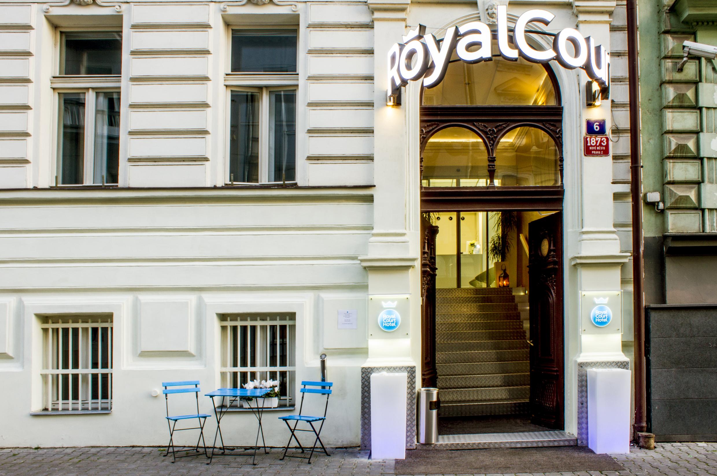 Royal Court Hotel Praha Bagian luar foto