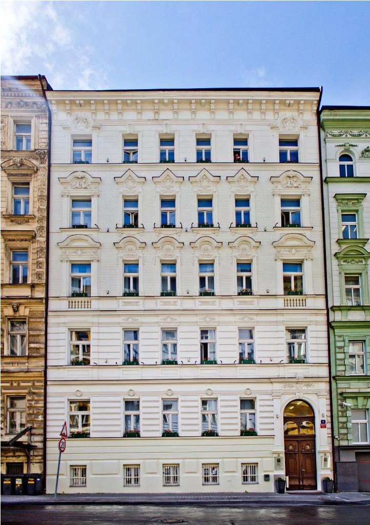 Royal Court Hotel Praha Bagian luar foto